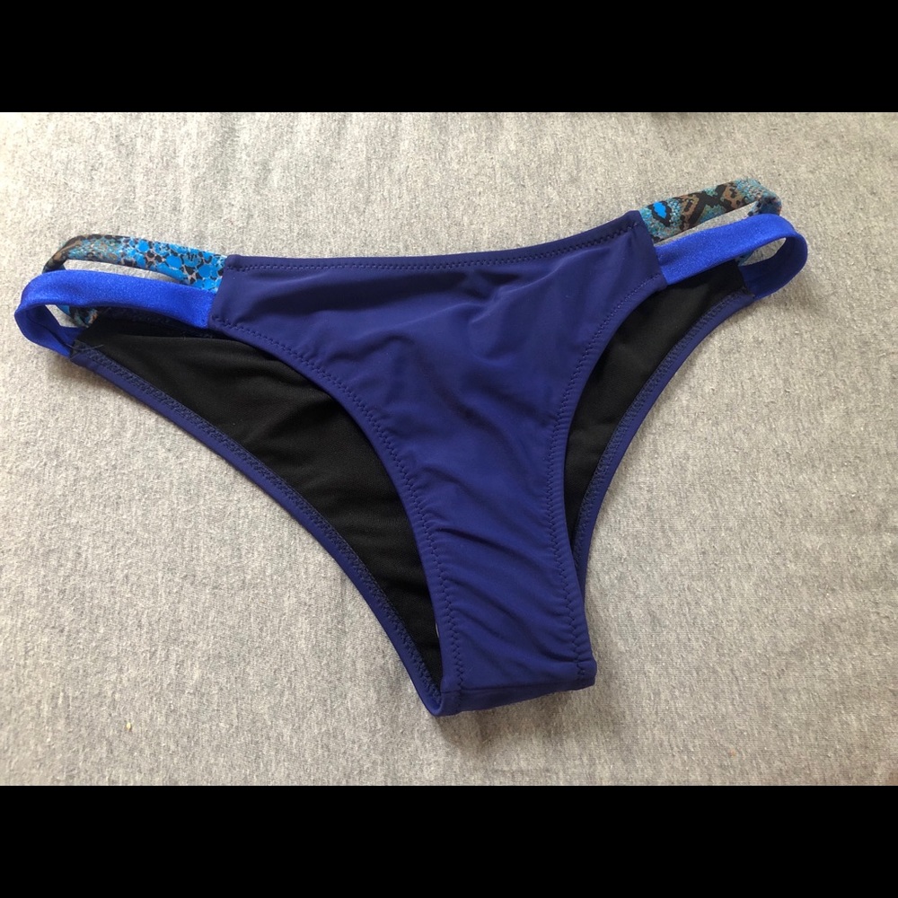 blue bikini